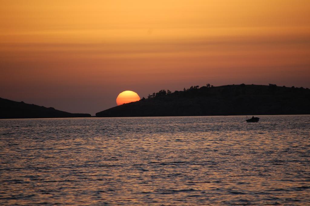 Villa Dedem Hotel Foça Extérieur photo